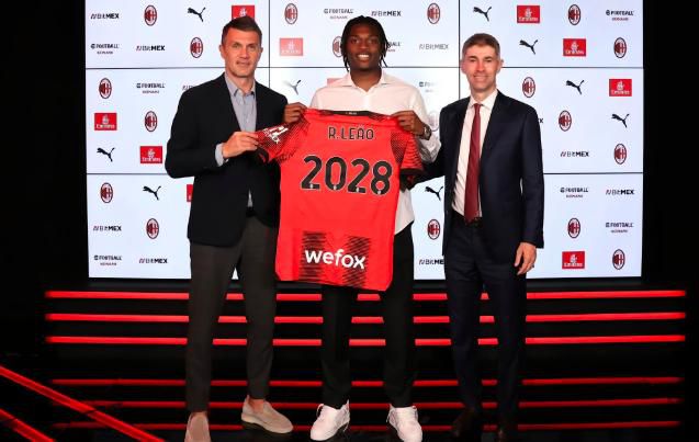 同居 朋友的妈妈